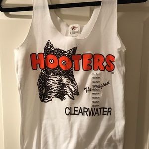 Hooters tank top, new with tags